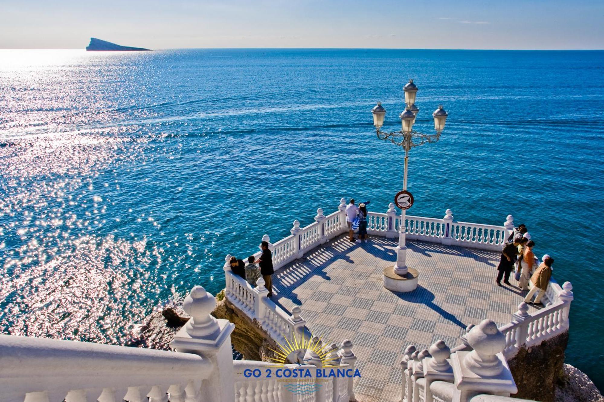 Suite On The Beach Benidorm Bagian luar foto