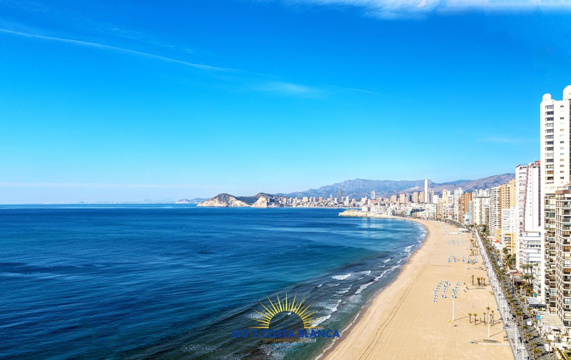 Suite On The Beach Benidorm Bagian luar foto