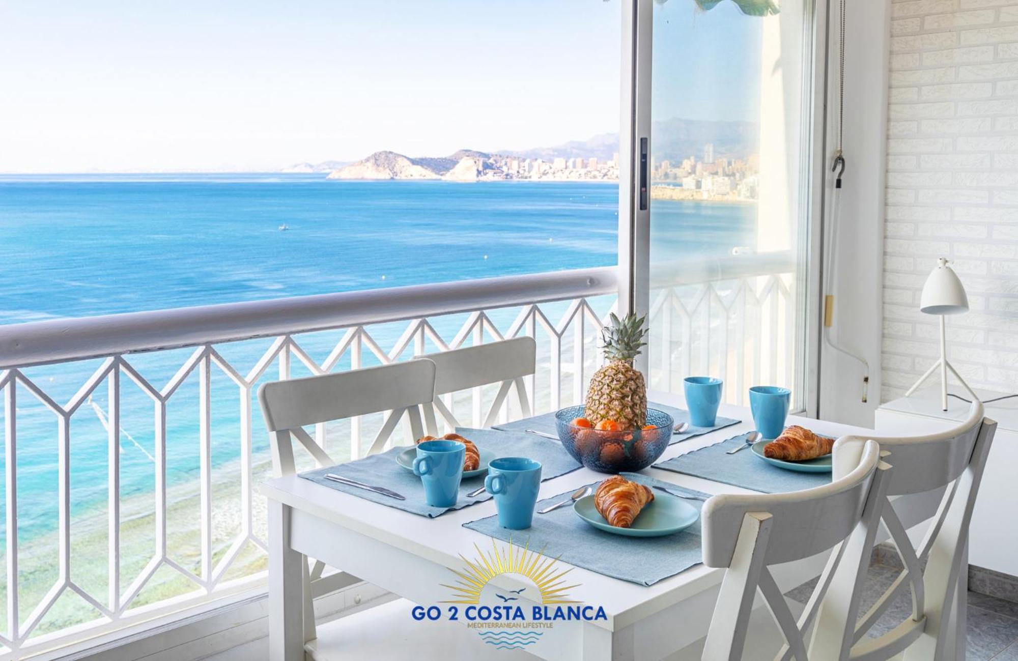 Suite On The Beach Benidorm Bagian luar foto
