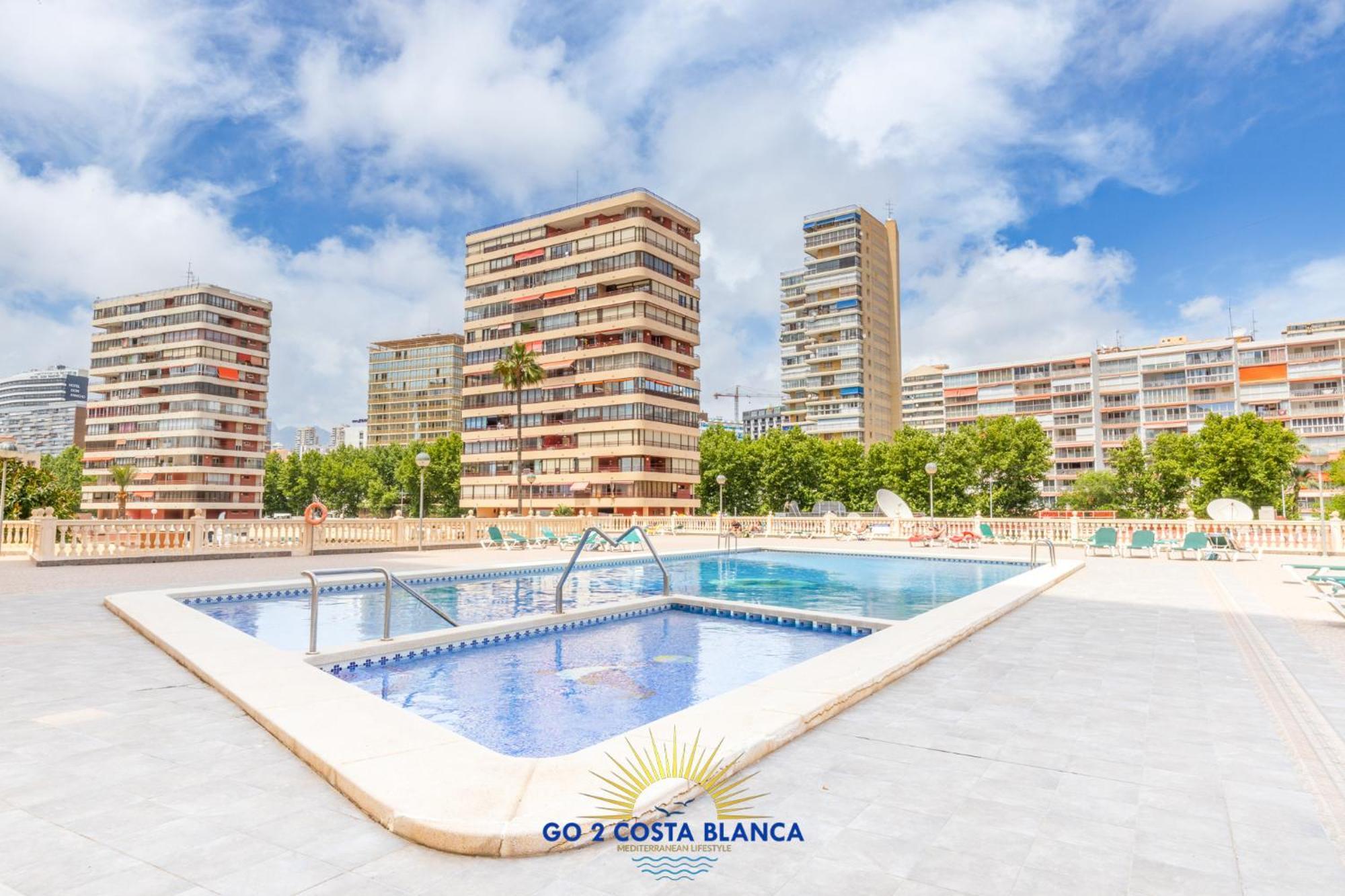 Suite On The Beach Benidorm Bagian luar foto