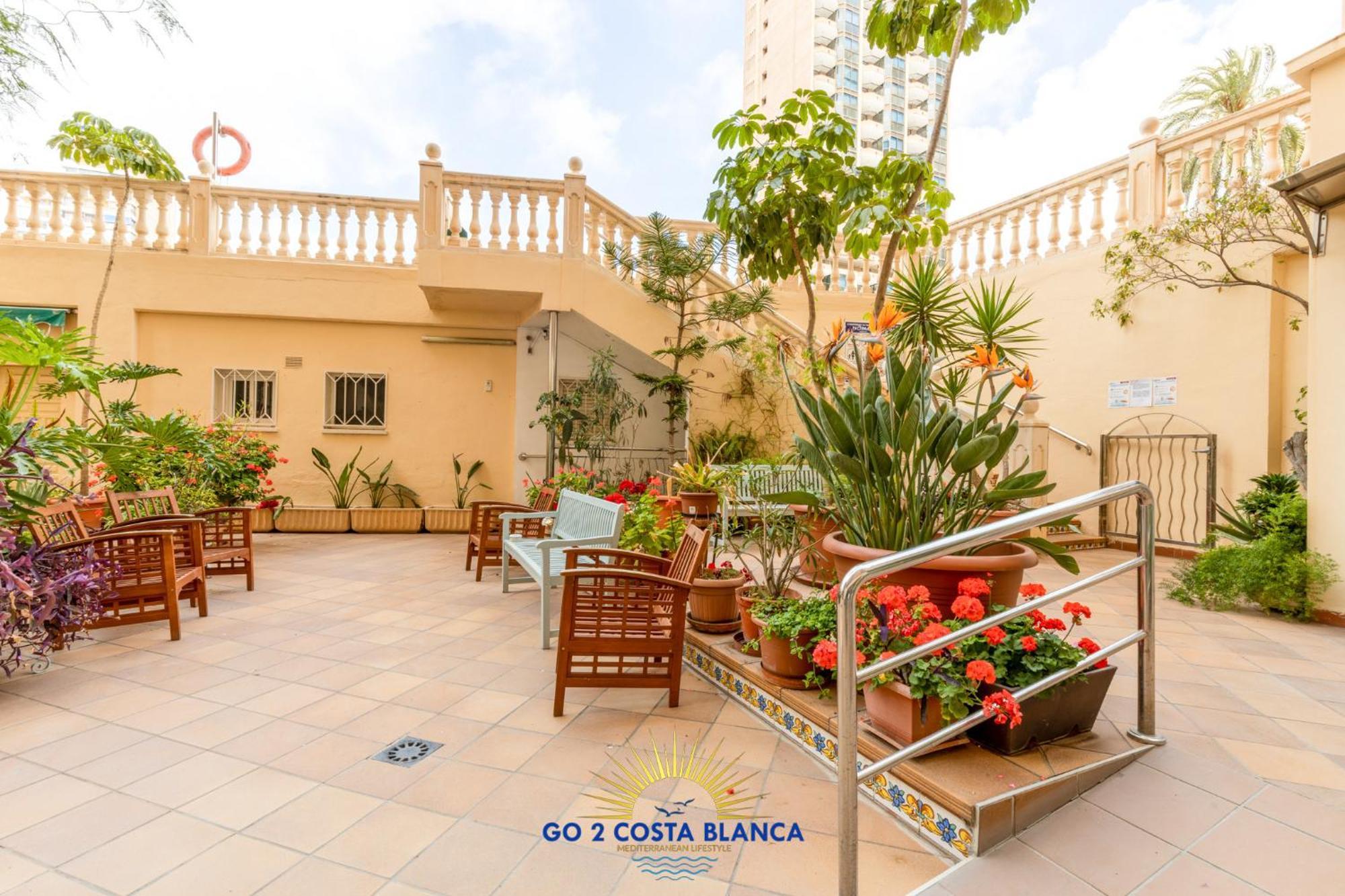 Suite On The Beach Benidorm Bagian luar foto